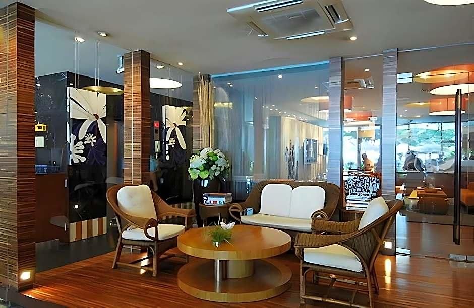 Hotel Baboona Beachfront Living 3*