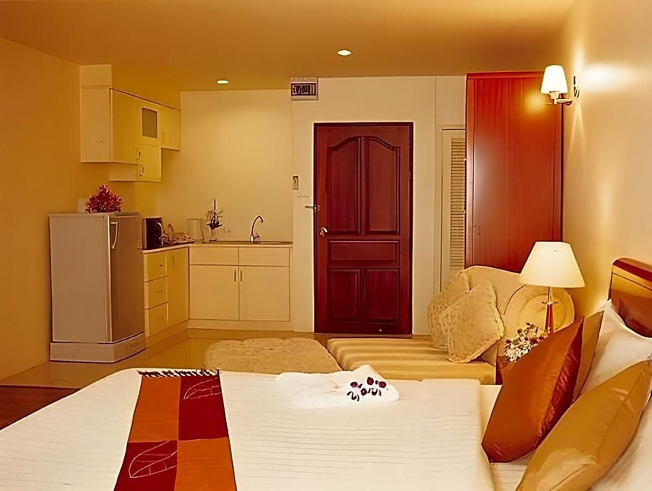 Lk Pavilion Executive Serviced Inn