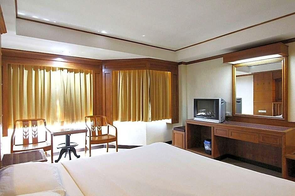 เอเอ โฮเทล พัทยา โรงแรม