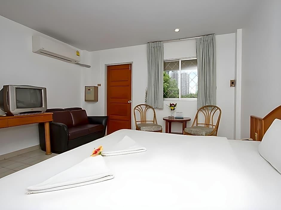 Sawasdee Place Hotel