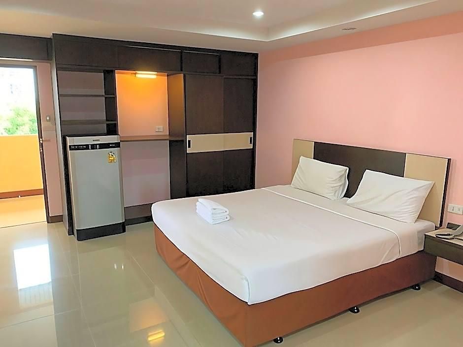 Aa Hotel 3*