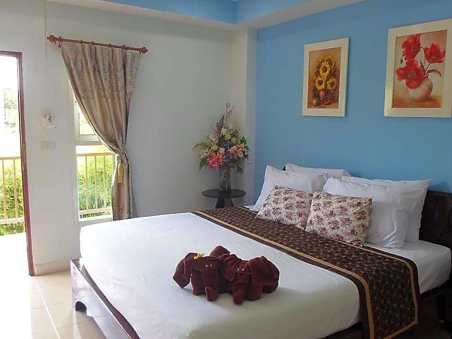 Inn The Moonlight Place