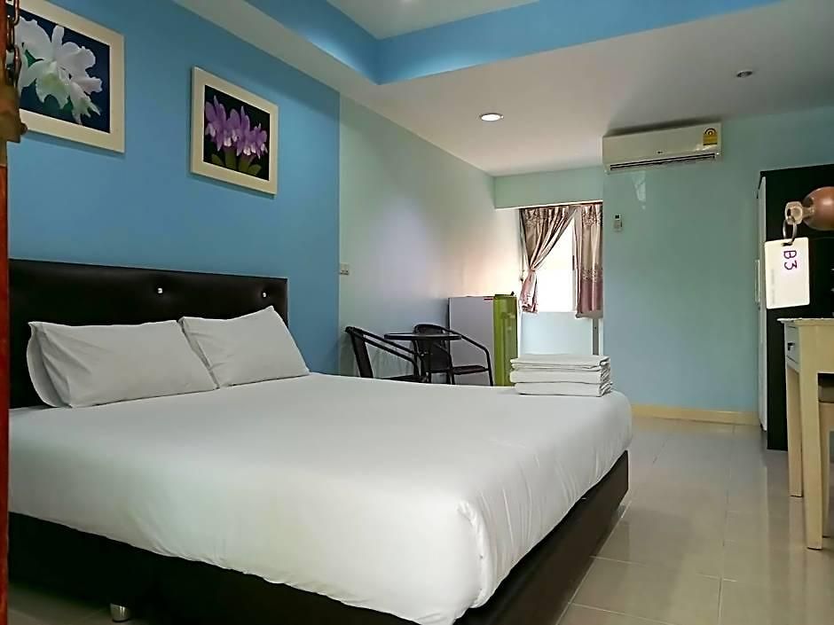 Inn The Moonlight Place