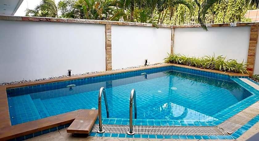 Hotel Hidden Palm Pool