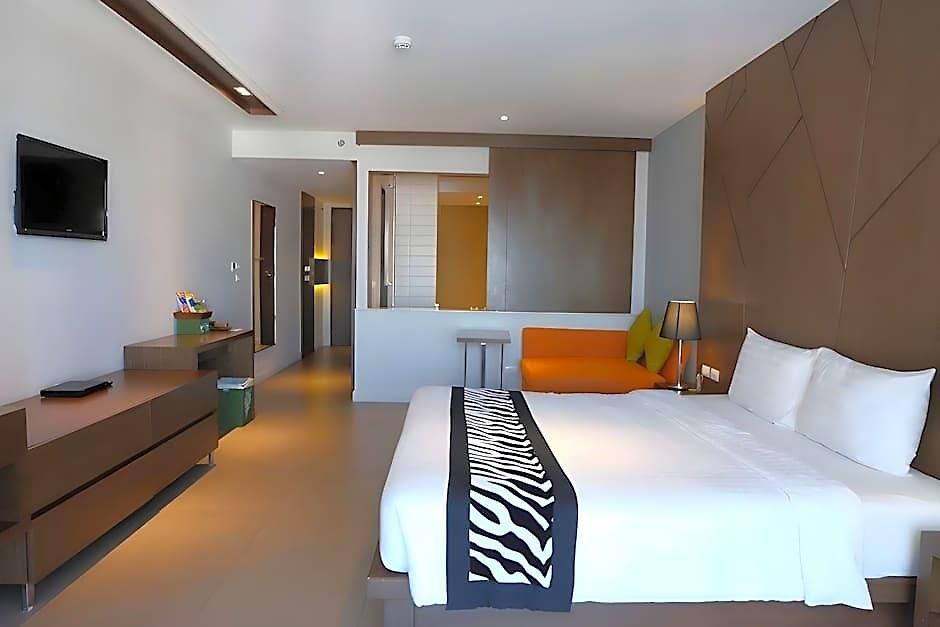 Hotel Season Five Pattaya