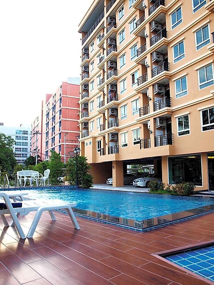 V Hotel 2*