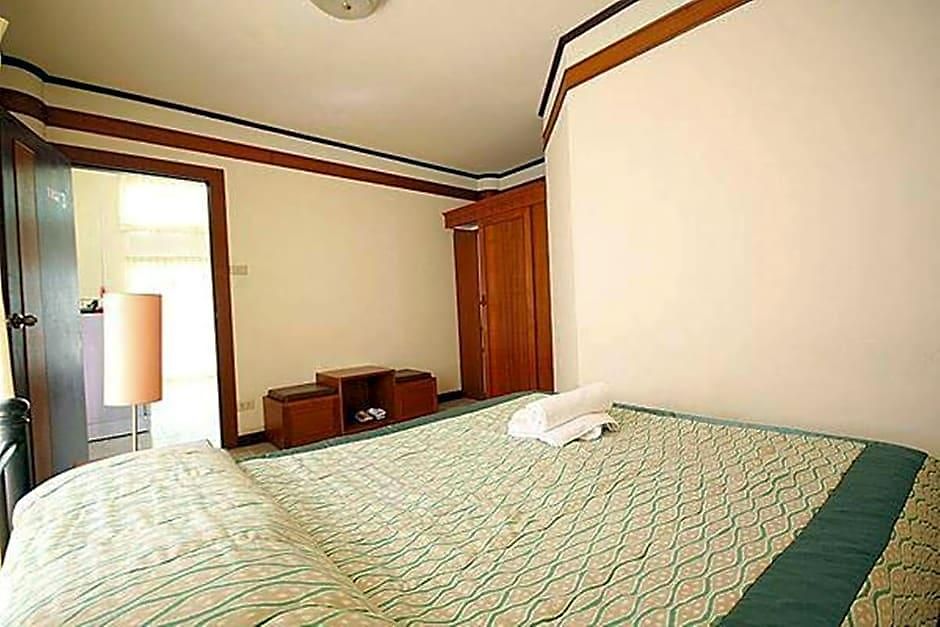Country Club 4*