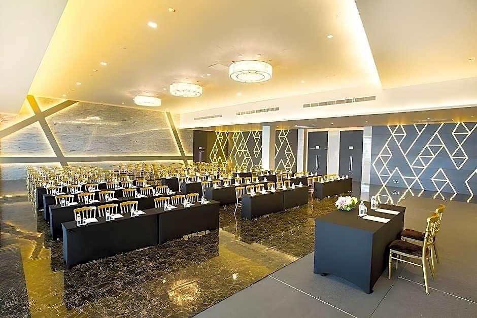 Tsix5 Phenomenal 5*