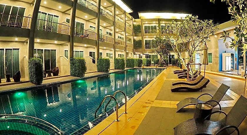 The Malika Hotel 4*