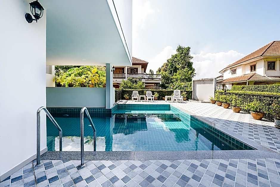 Baan Hinwong 2*