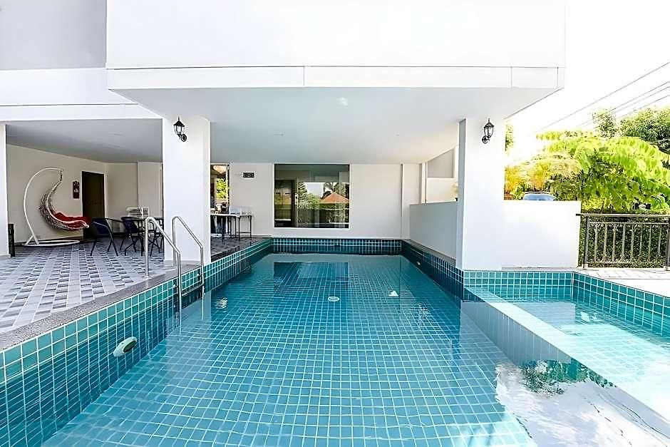 Baan Hinwong 2*