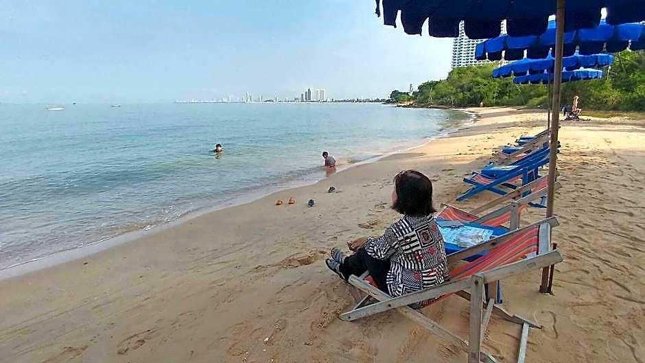 Baan Hinwong Hotel 2*