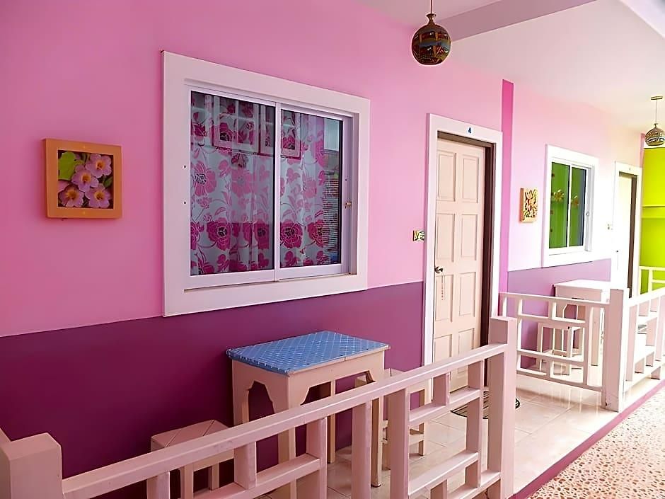 Hotel Baan Eang 2*