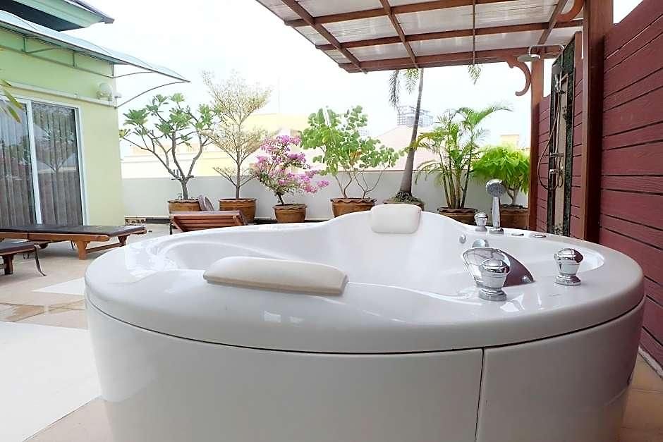 Hotel Thep Pattaya
