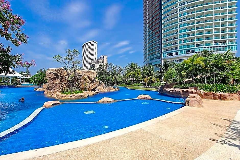 Hotel White Residences 3*