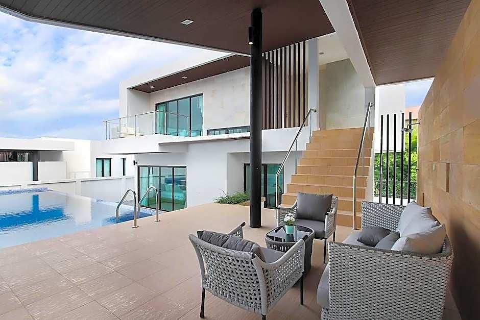 White Residences Hotel 3*