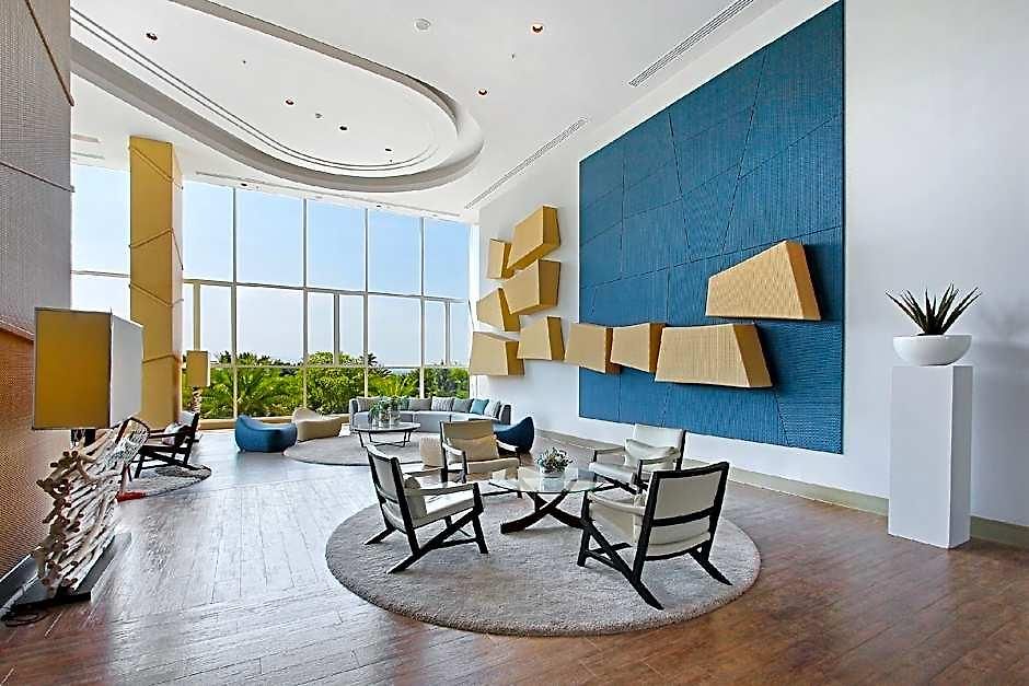 Hotel White Residences 3*