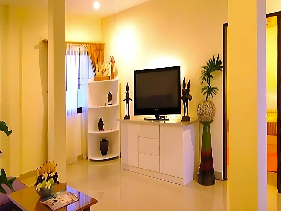 Sansuk Gay Sauna And โรงแรม 2*