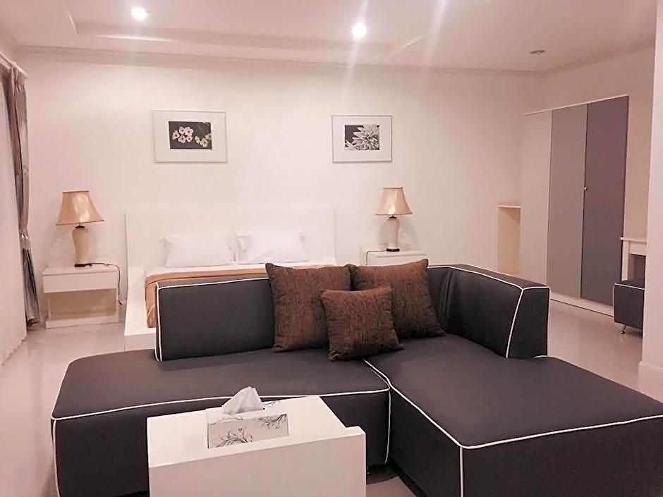โรงแรม Sansuk Gay Sauna And 2*