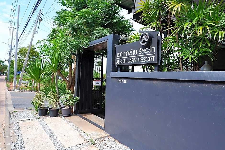 At Koh Larn Hotel Pattaya