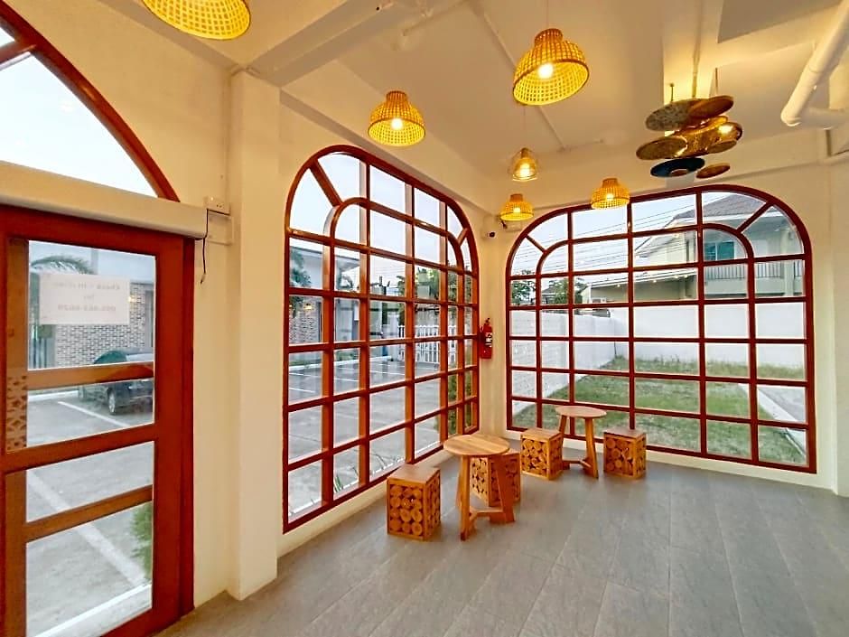 Hotel Baan Klang-dao