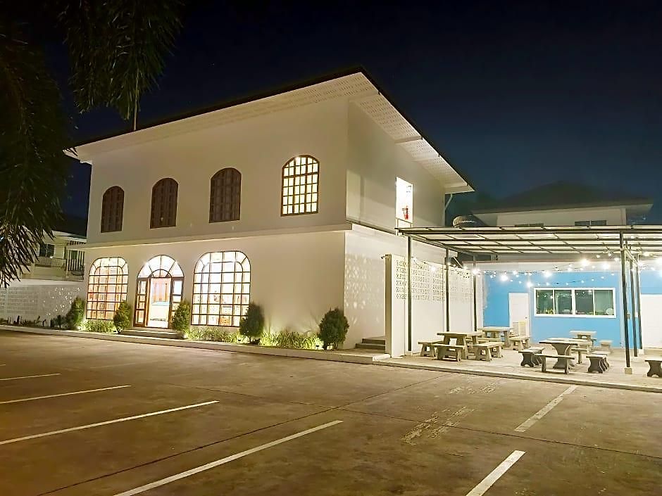Hotel Baan Klang-dao