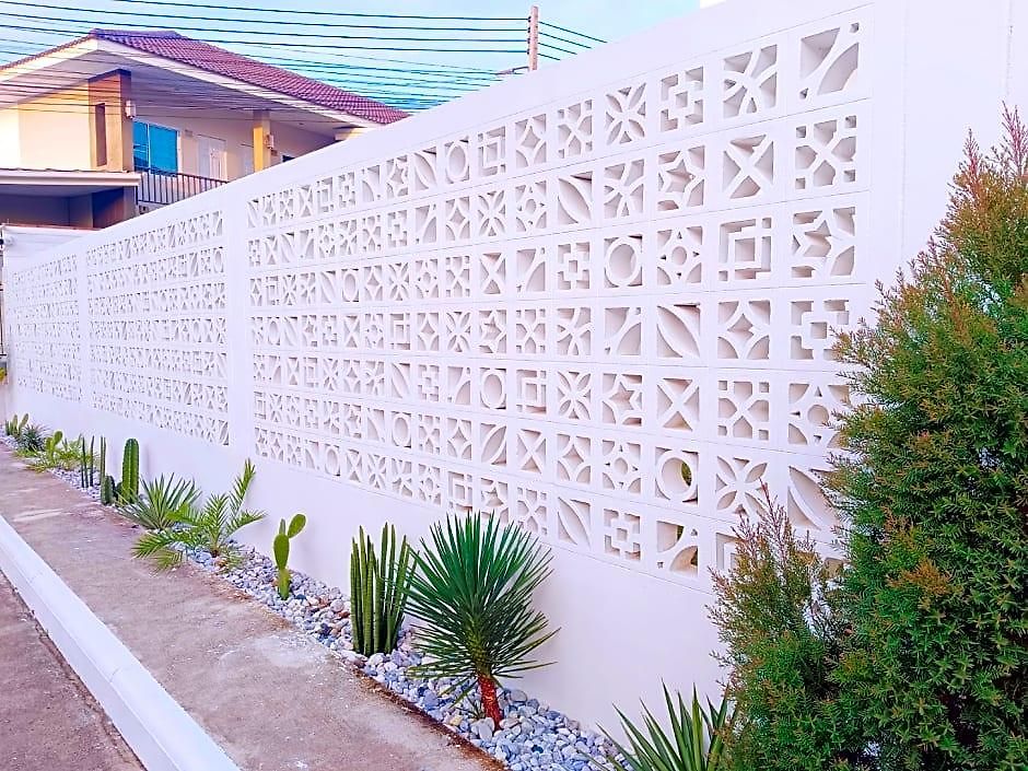 Baan Klang-dao Hotel Pattaya