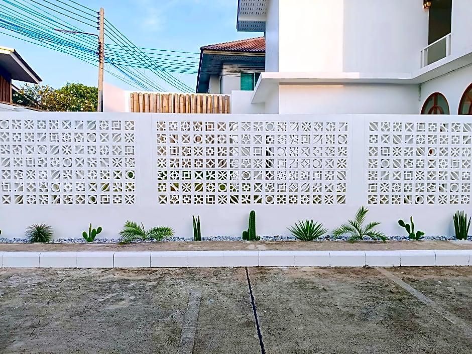 Hotel Baan Klang-dao 2*