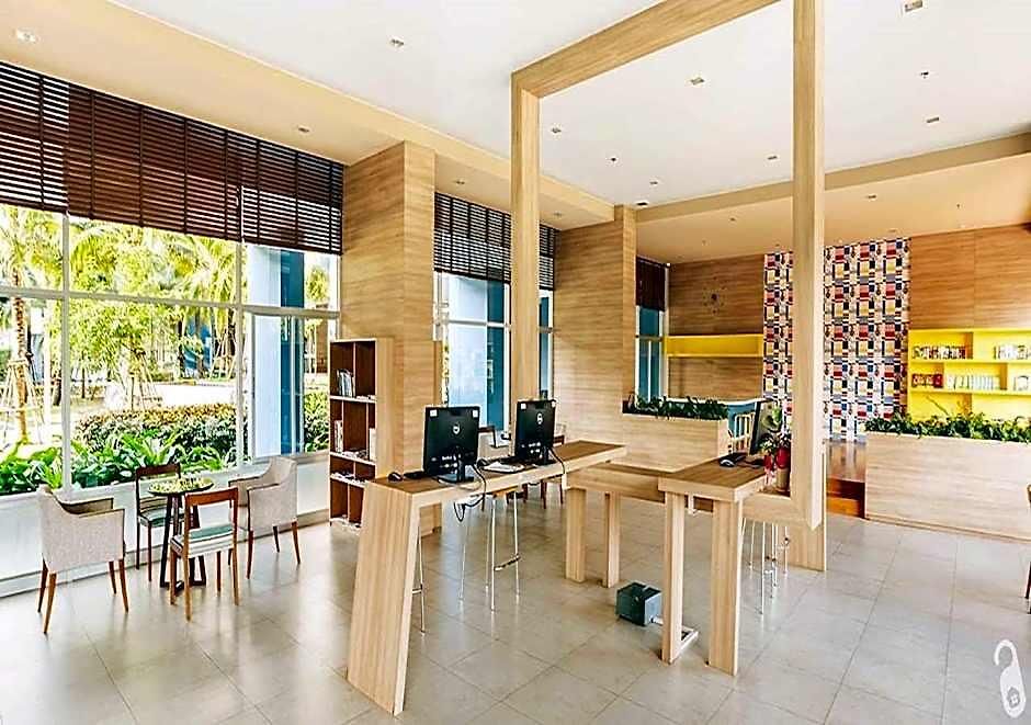 Hotel Lumpini Parkbeach Jomtien Pattaya Sea View By Dome 4*