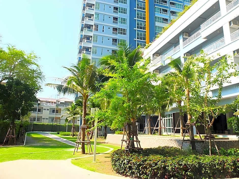 Lumpini Jomtien Seaview E22inn Hotel