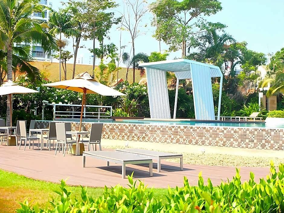 Lumpini Jomtien Seaview E22inn Pattaya