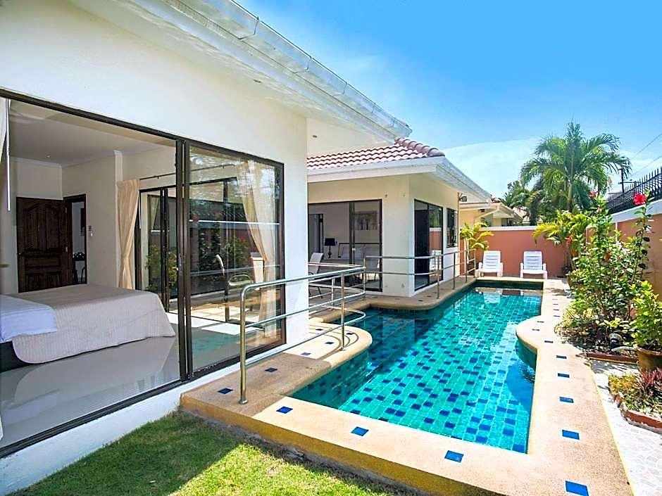 Hotel Avoca Pool