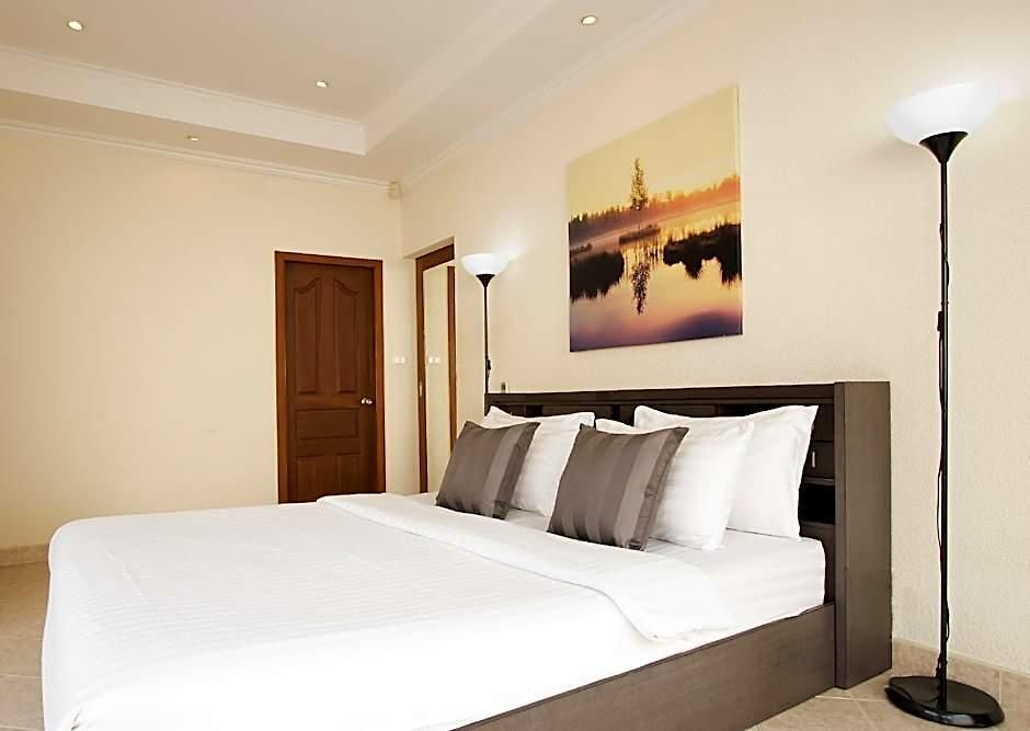 Hotel Avoca Pool 3*