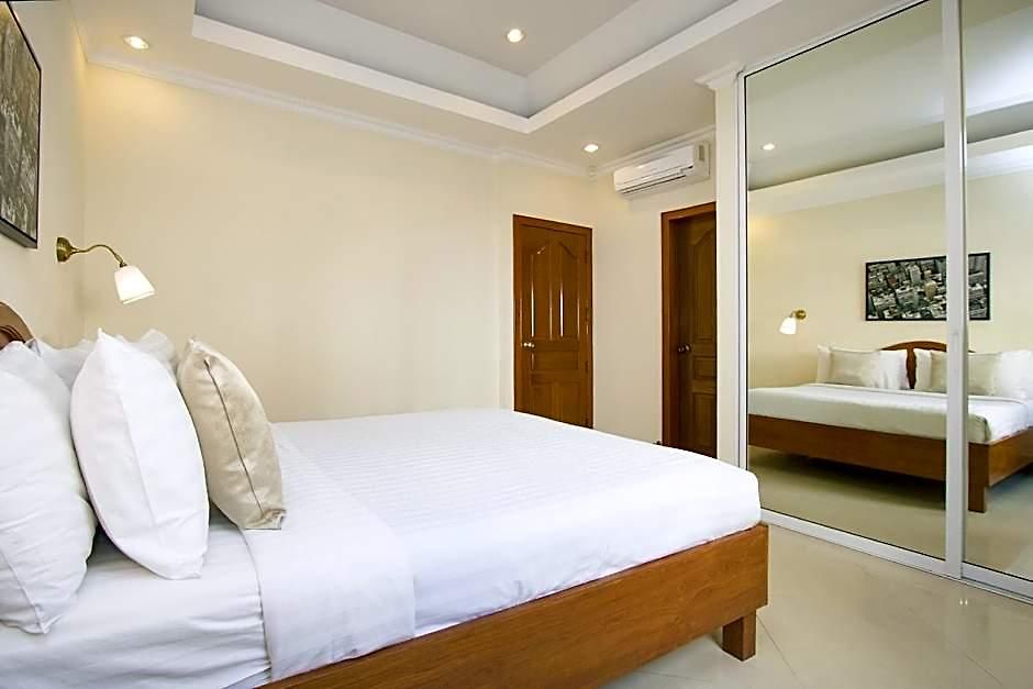 Avoca Pool Hotel 3*