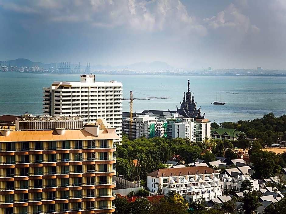 Hotel Northpoint Luxury Grandisvillas Pattaya