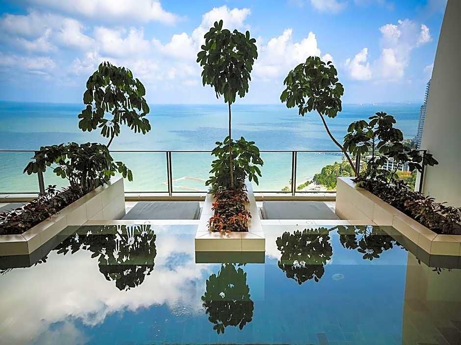 Northpoint Luxury Grandisvillas 2* Pattaya