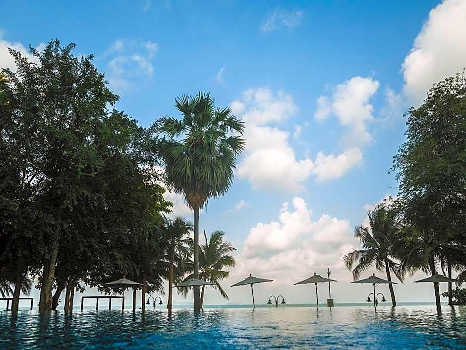 Hotel Northpoint Luxury Grandisvillas Pattaya