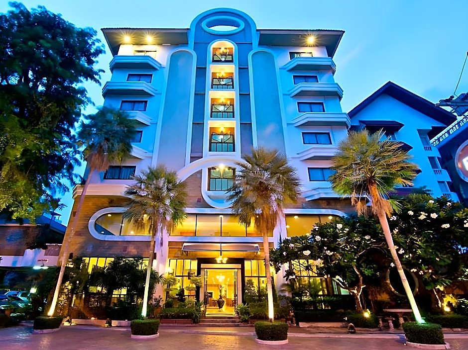 Best Beach Villa Hotel