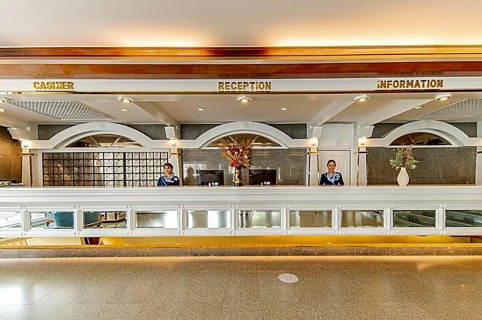Caesar Palace Hotel Pattaya
