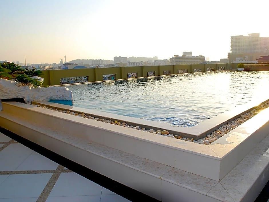 โรงแรม แอลเค รอยอล วิง Pattaya