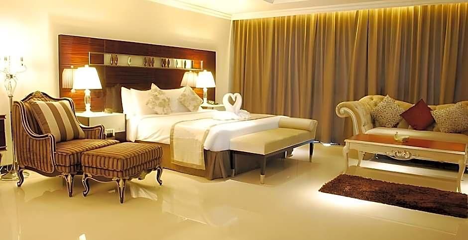 โรงแรม แอลเค รอยอล วิง 3*