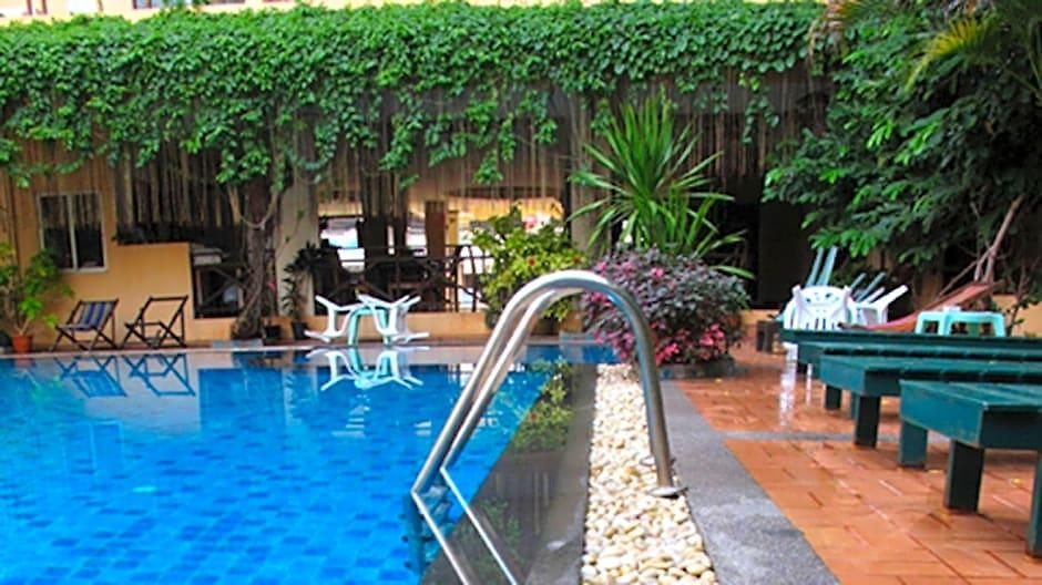 Opey De Place Pattaya