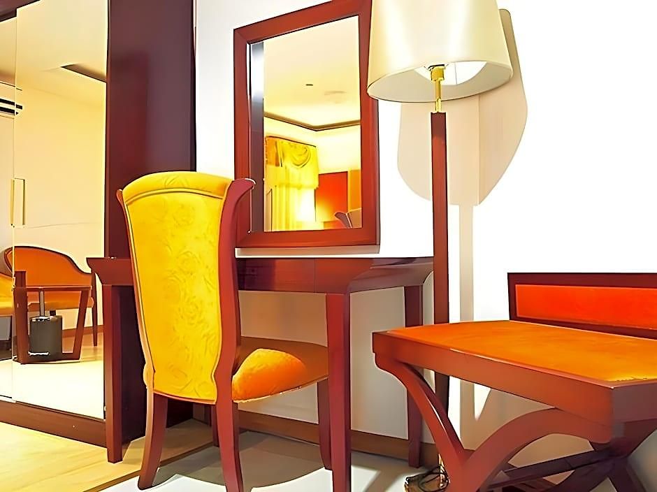 โรงแรม The Grand Pattaya