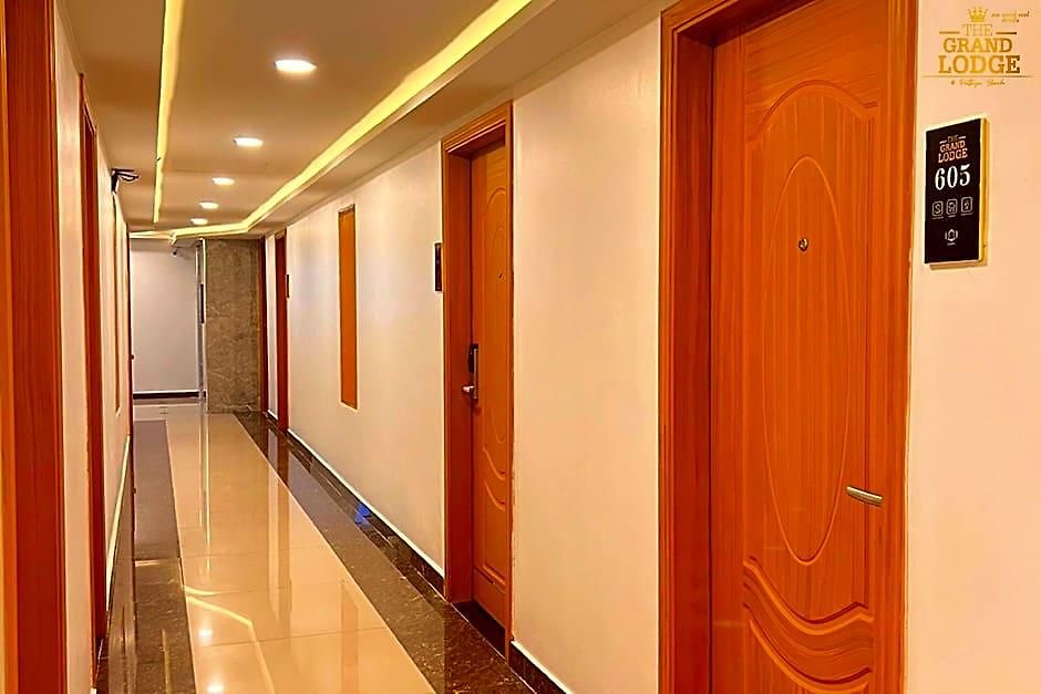 The Grand โรงแรม