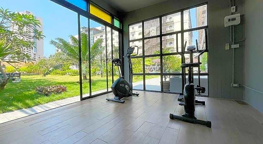 Sabai Nearby Marina โรงแรม Pattaya