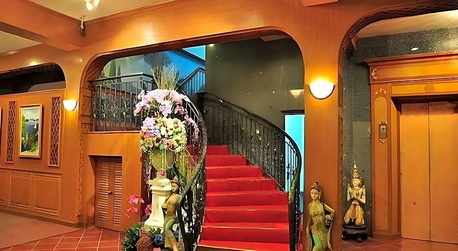 Sabai Nearby Marina 3*