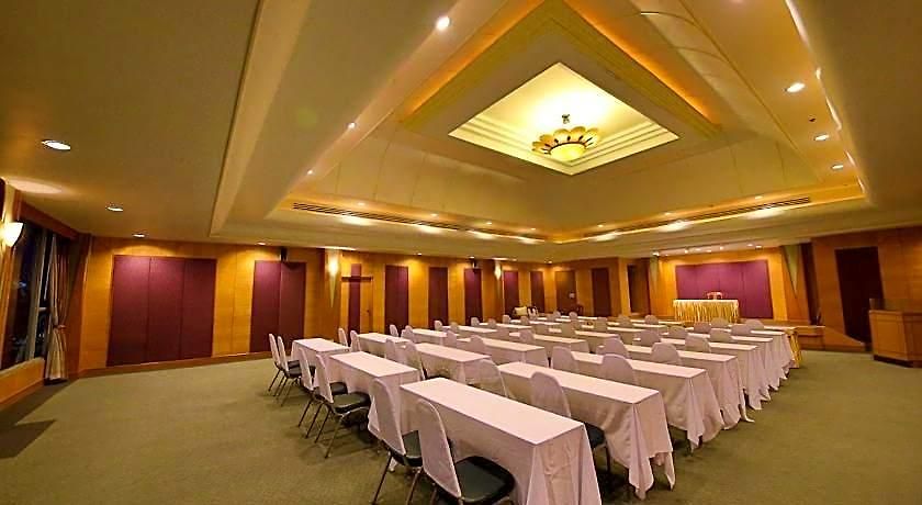 Sunshine Vista รีสอร์ท Pattaya