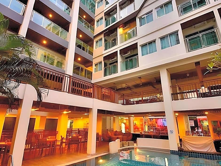 Sunshine & Residences Hotel 4*