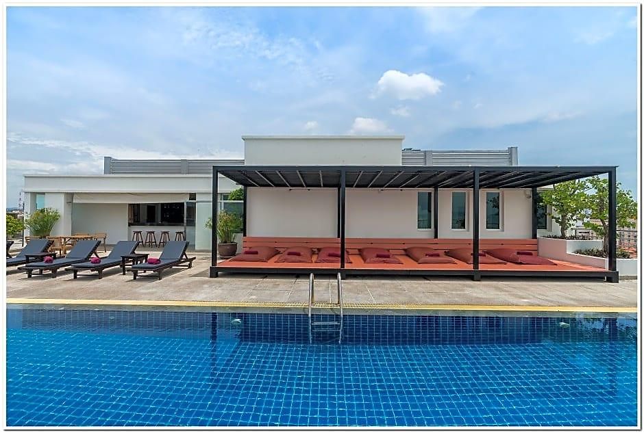 Sea Me Spring Tree (adults Only) โรงแรม 3*