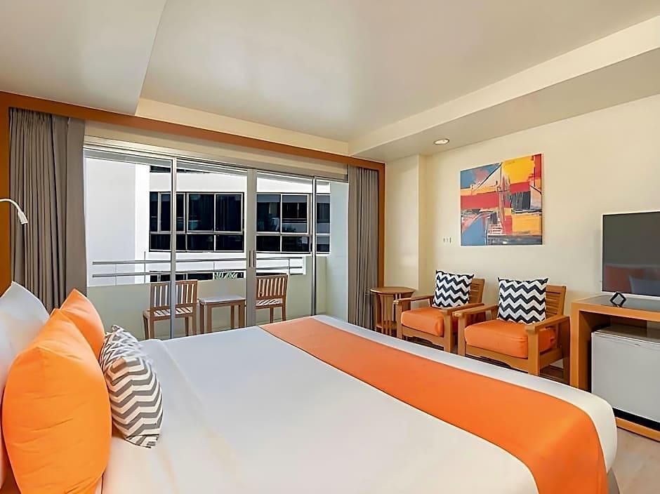 Sunshine & Residences 4*